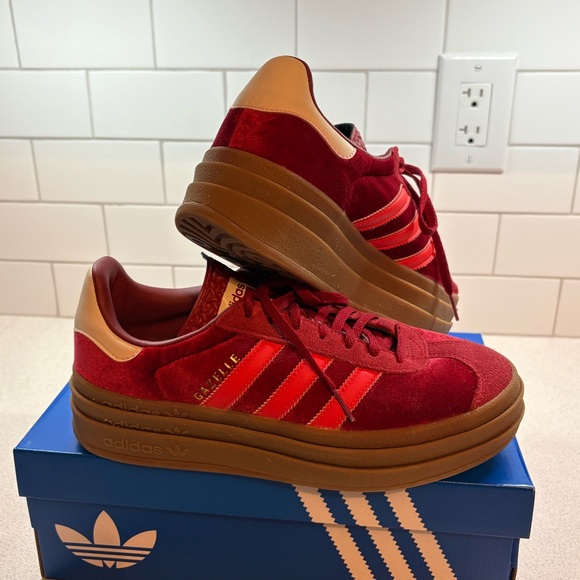 Women’s Adidas Gazelle Bold - Picture 10 of 15